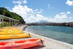 Bird Rock Beach Hotel, Basseterre